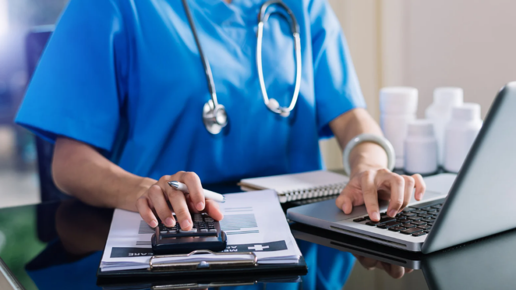 HSA vs. FSA comparison for healthcare savings and open enrollment